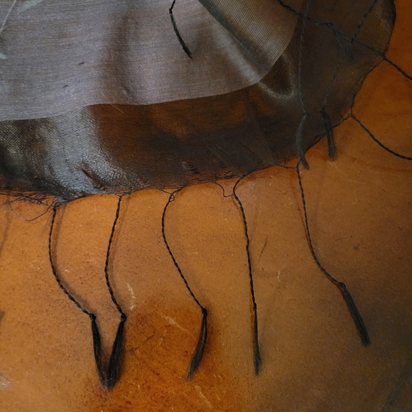 2 Silk Grey Scarfs - Picture 6 of 12